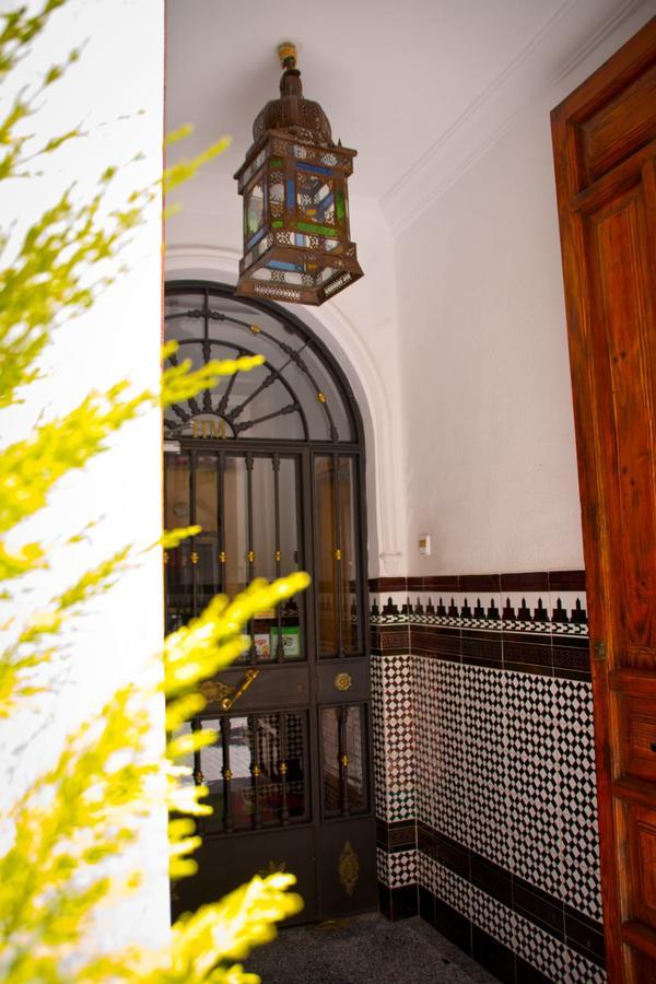 Hostal La Muralla セビリア エクステリア 写真
