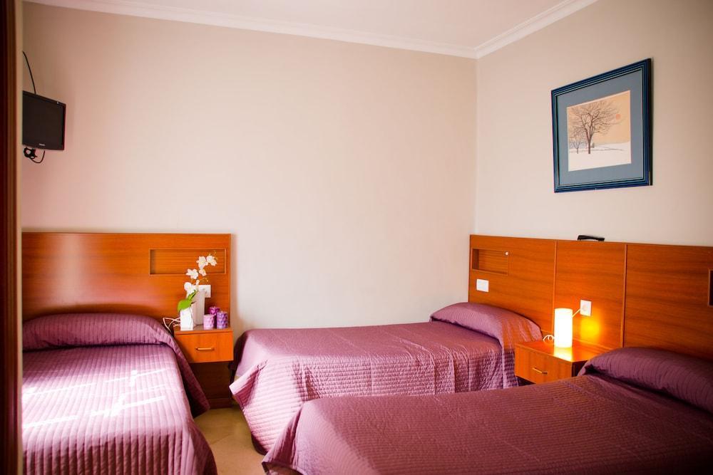 Hostal La Muralla セビリア エクステリア 写真
